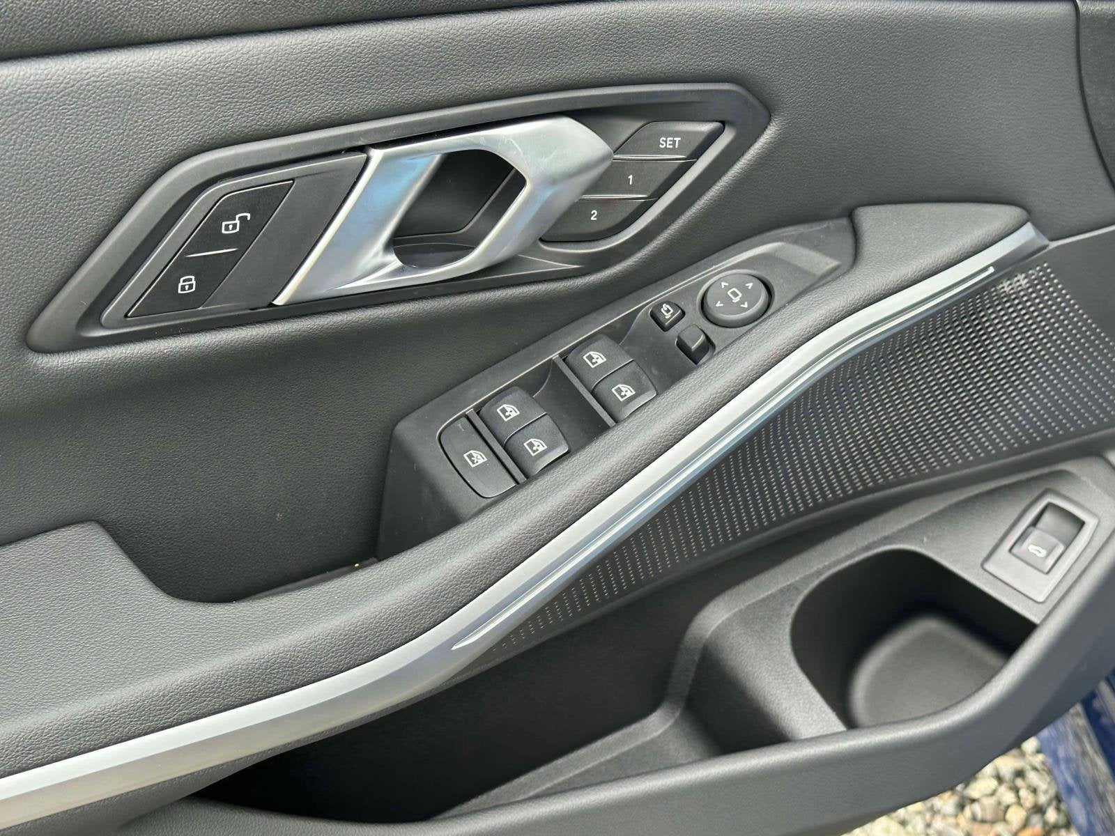 2024 BMW 3 Series 330i xDrive