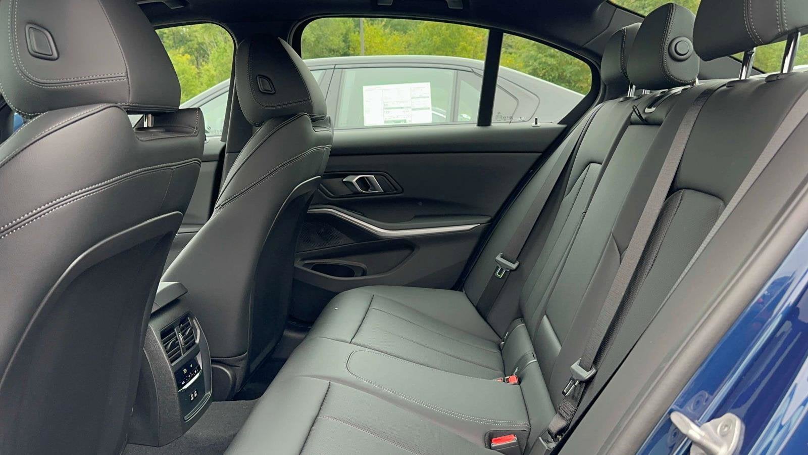 2024 BMW 3 Series 330i xDrive