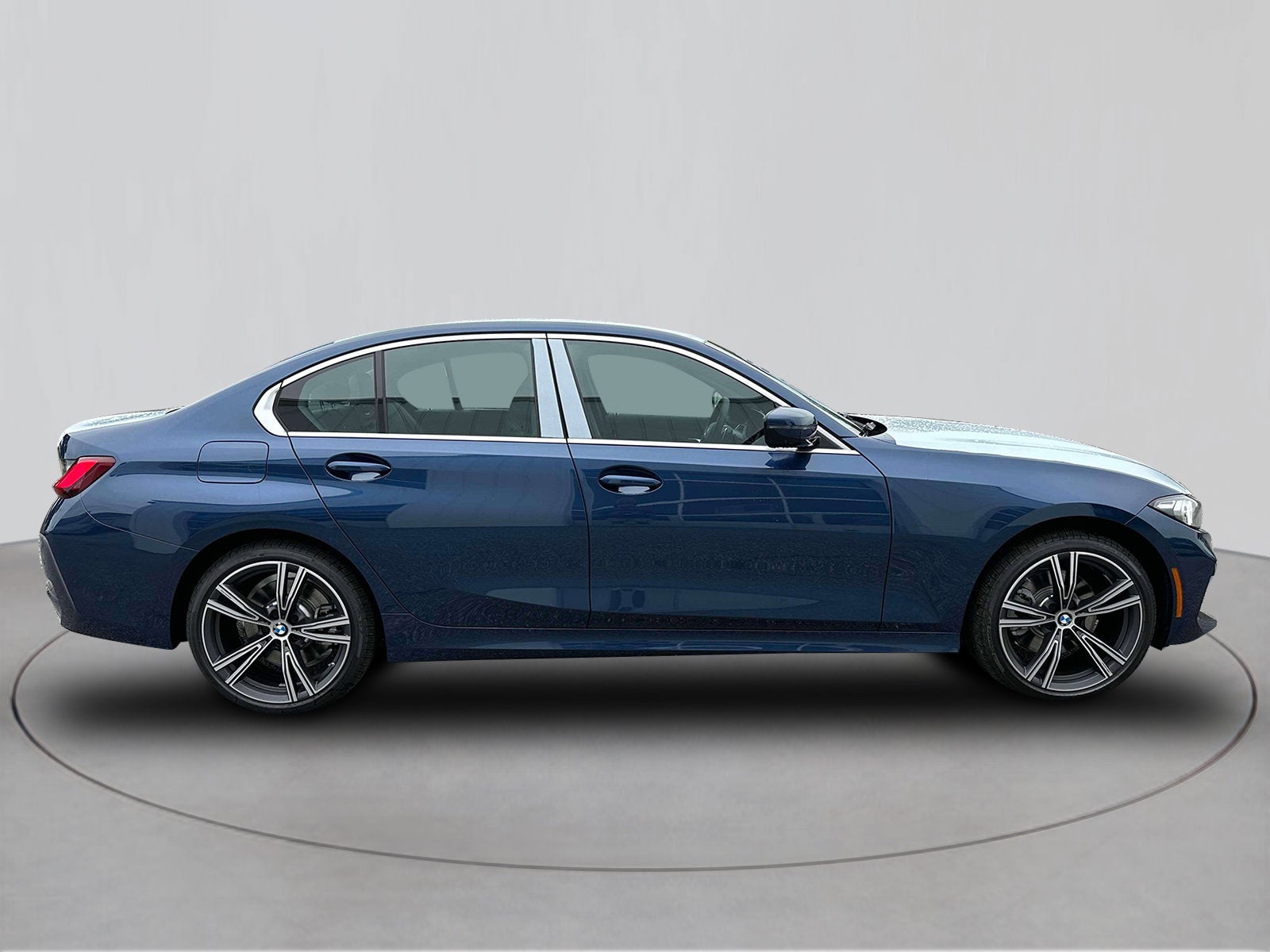 2024 BMW 3 Series 330i xDrive