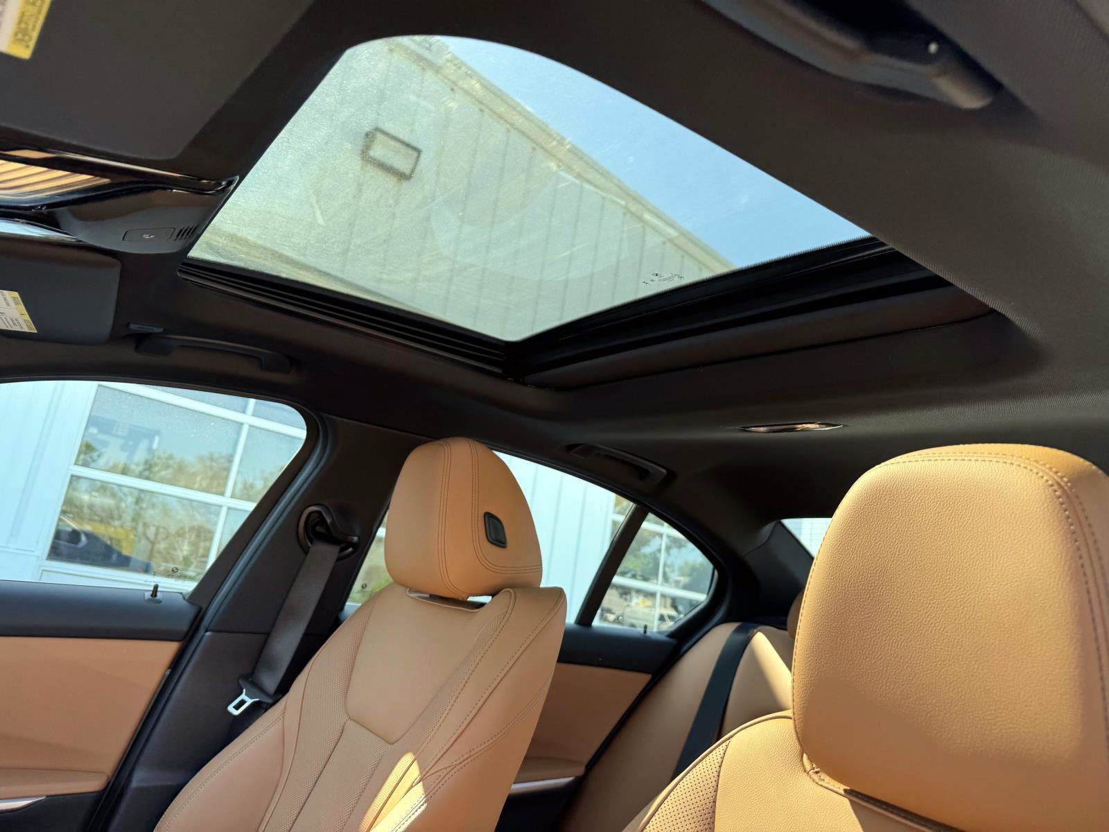 2024 BMW 3 Series 330i xDrive