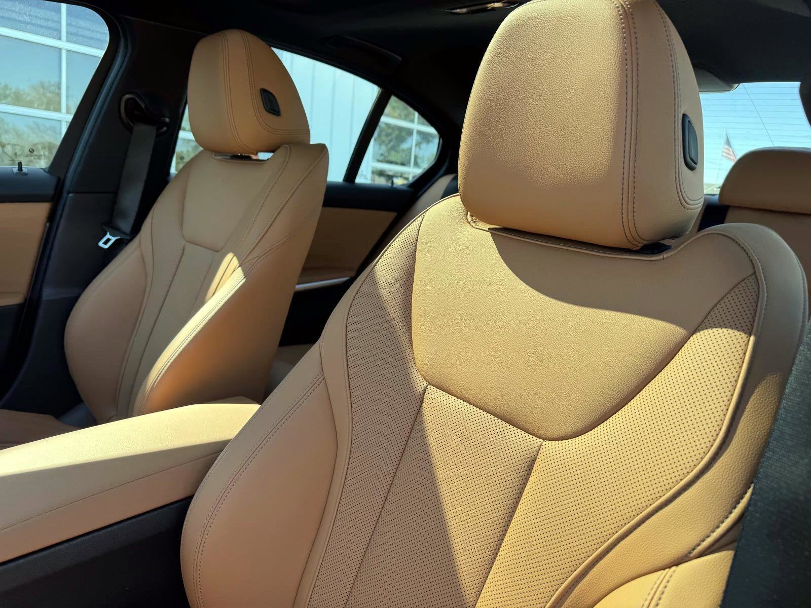 2024 BMW 3 Series 330i xDrive