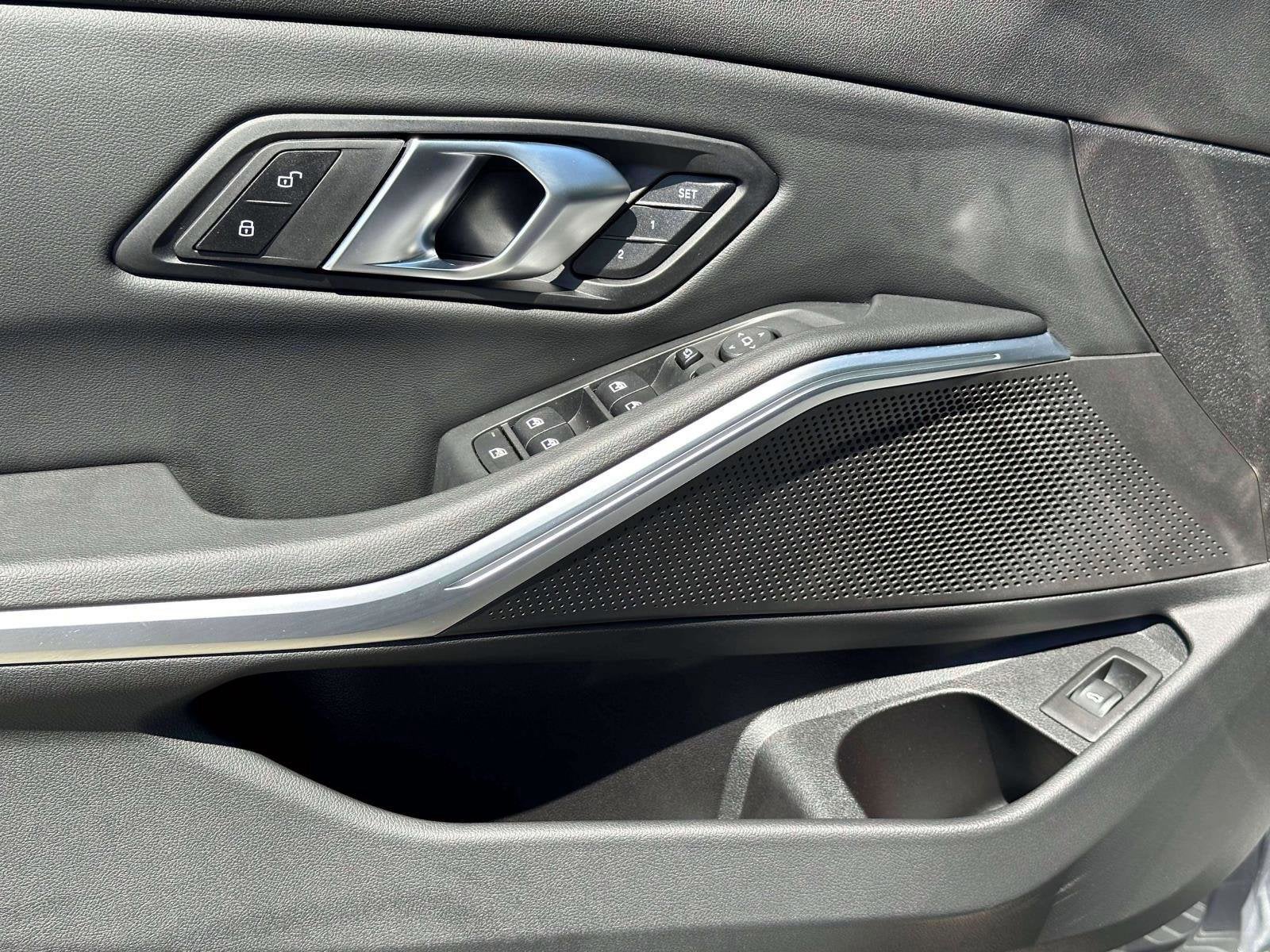 2024 BMW 3 Series 330i xDrive