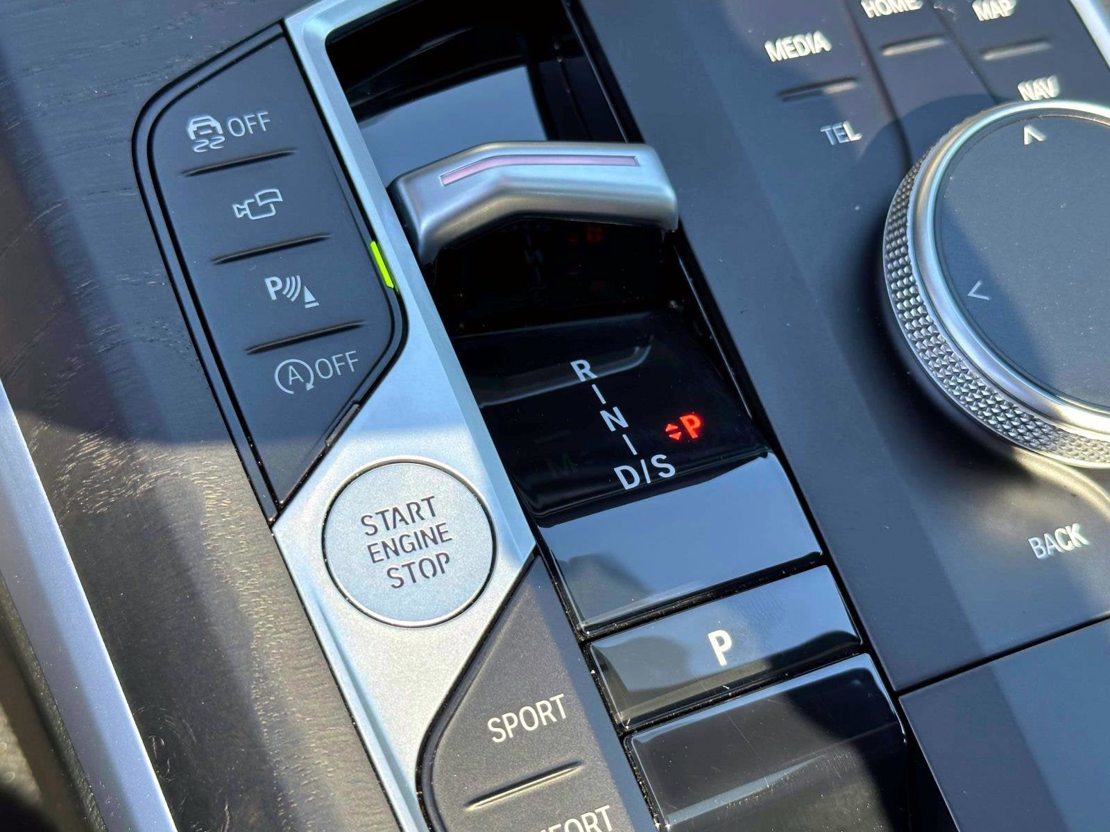 2024 BMW 3 Series 330i xDrive