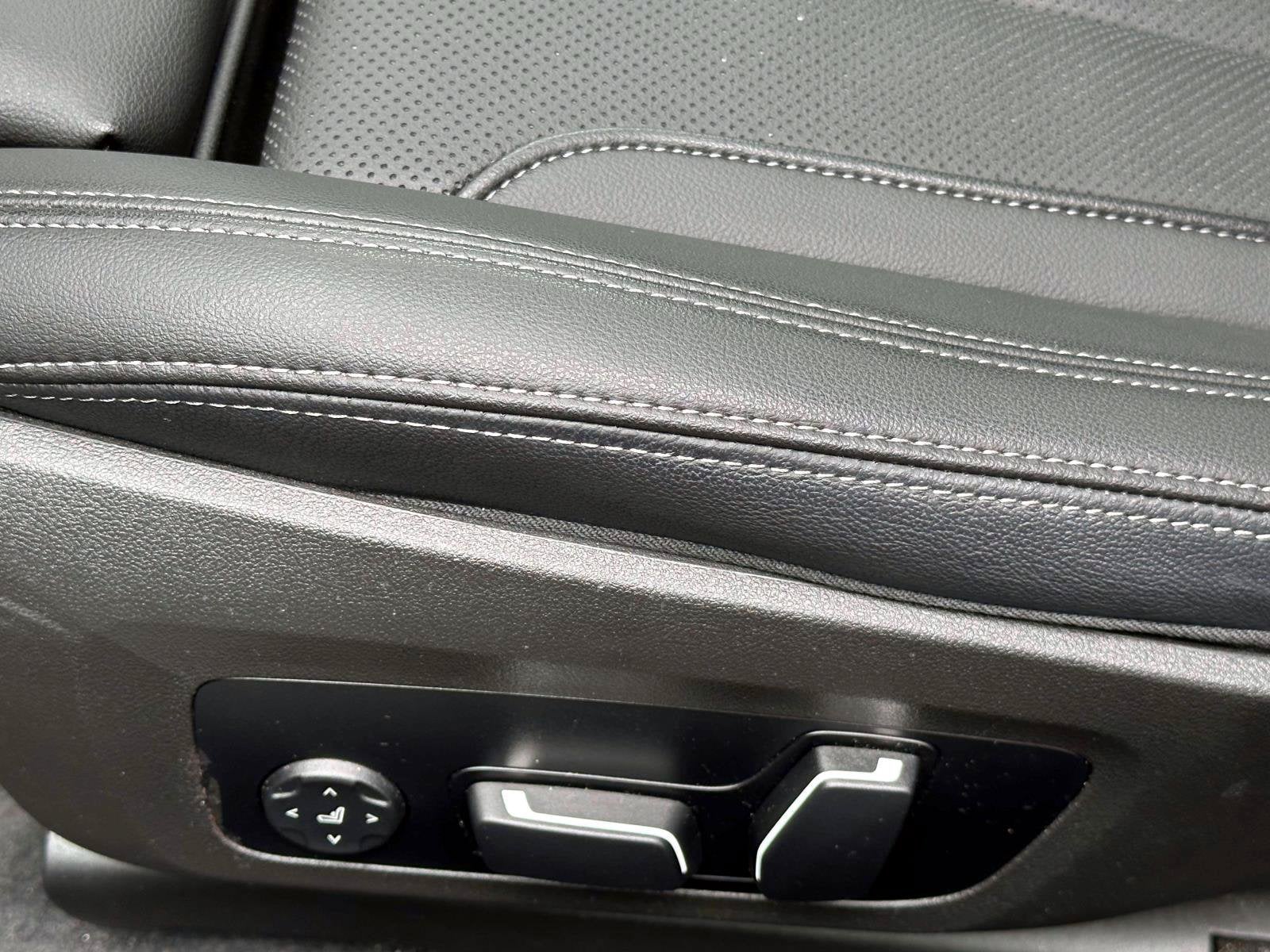 2024 BMW 3 Series 330i xDrive