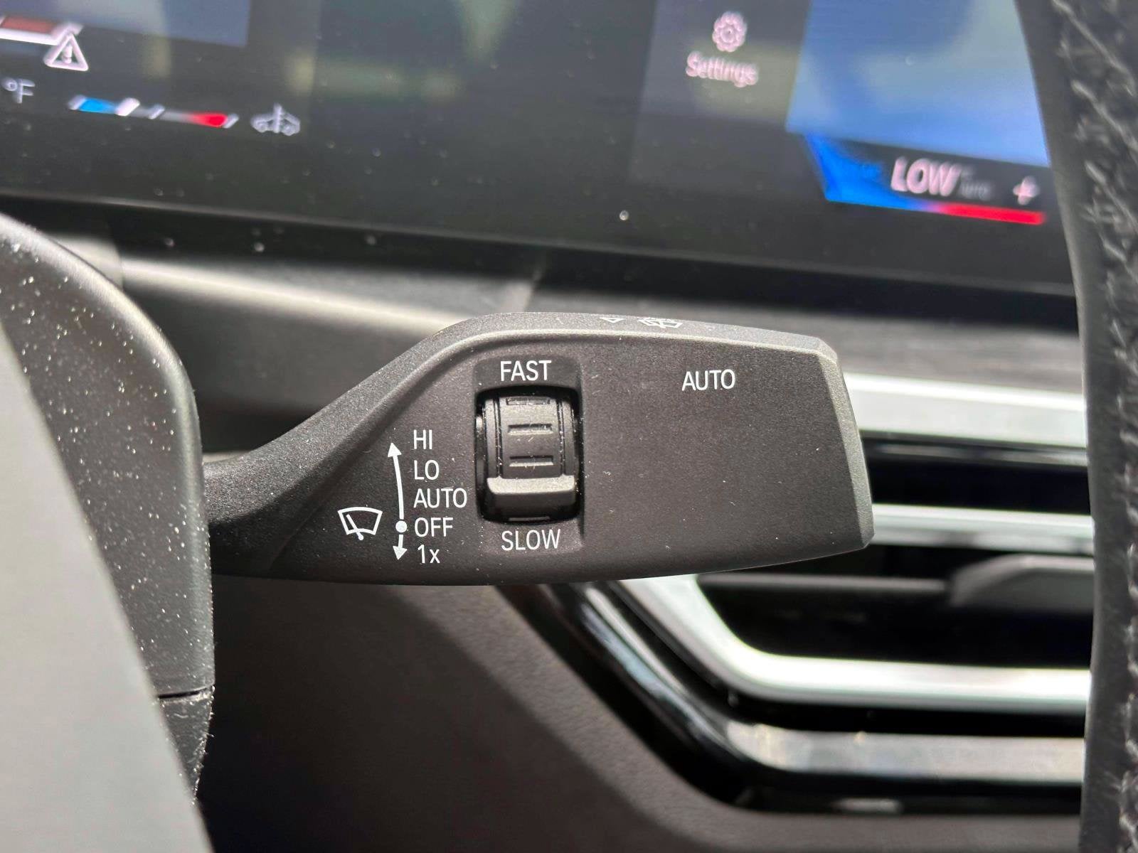 2024 BMW 3 Series 330i xDrive