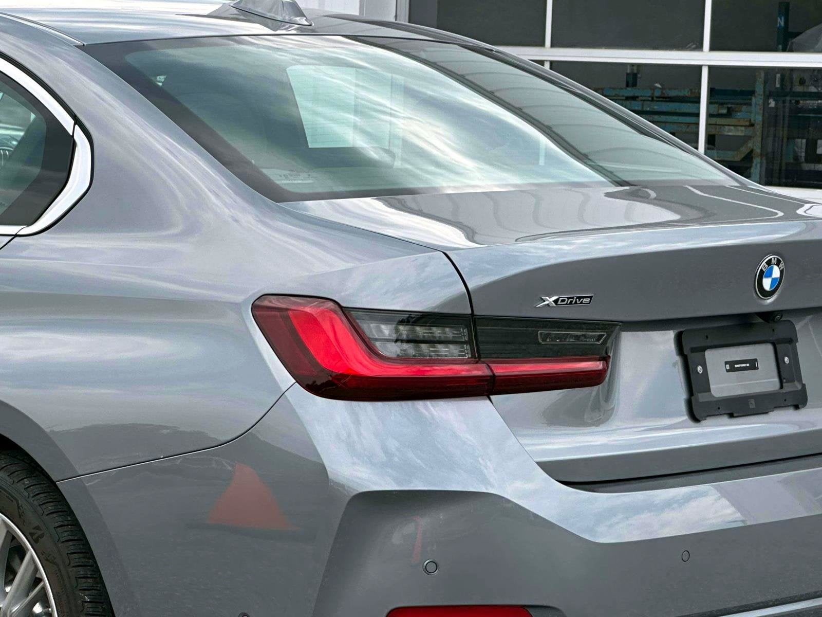 2024 BMW 3 Series 330i xDrive