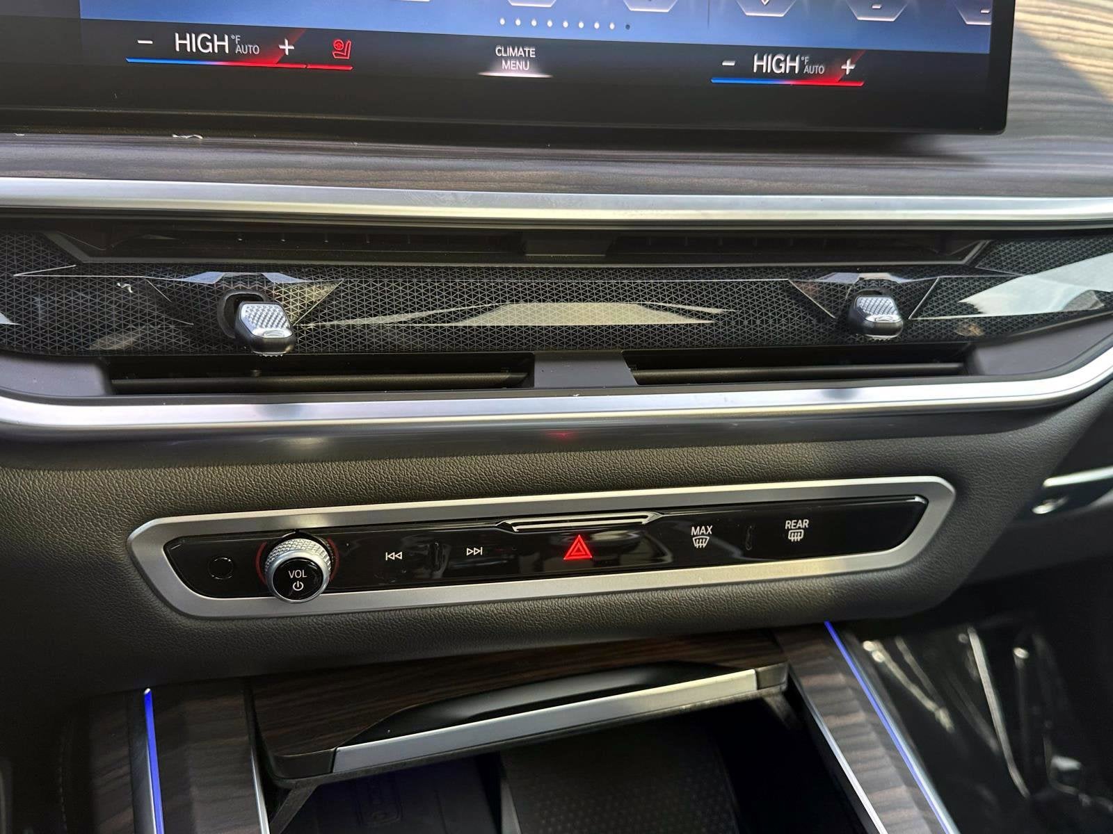 2023 BMW X7 xDrive40i