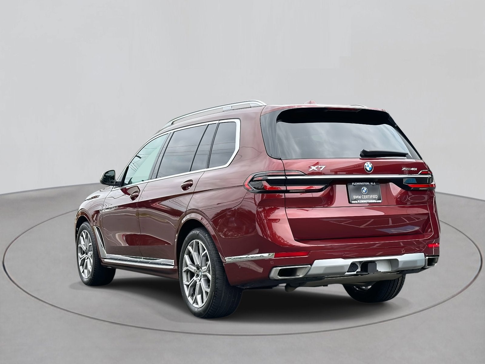2025 BMW X7 xDrive40i