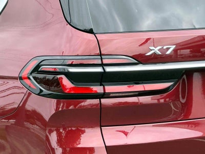 2025 BMW X7 xDrive40i
