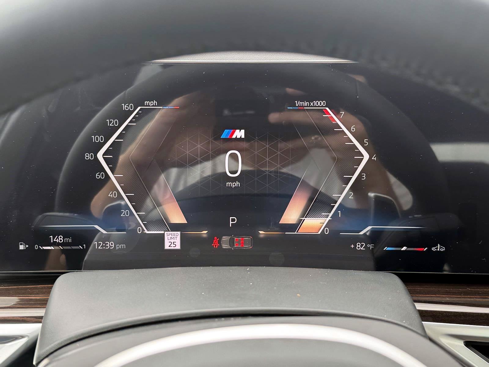 2027 BMW X7 xDrive40i