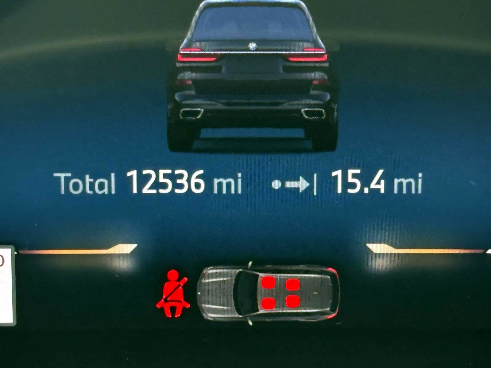 2025 BMW X7 xDrive40i