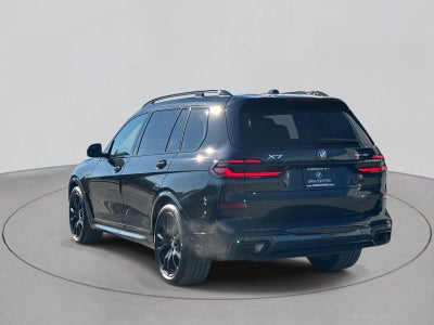 2025 BMW X7 xDrive40i