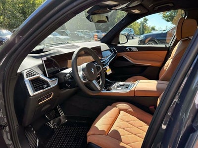 2027 BMW X7 xDrive40i