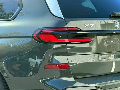 2027 BMW X7 xDrive40i