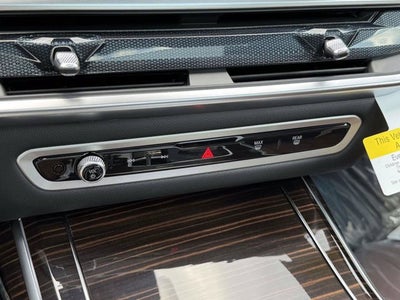 2027 BMW X7 xDrive40i