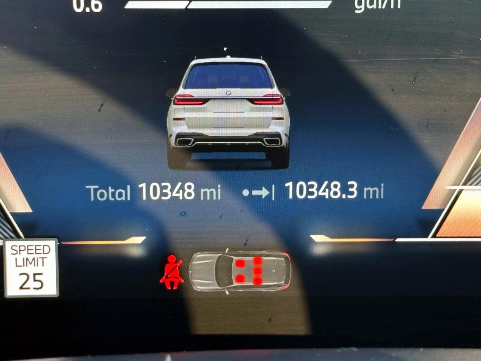 2025 BMW X7 xDrive40i