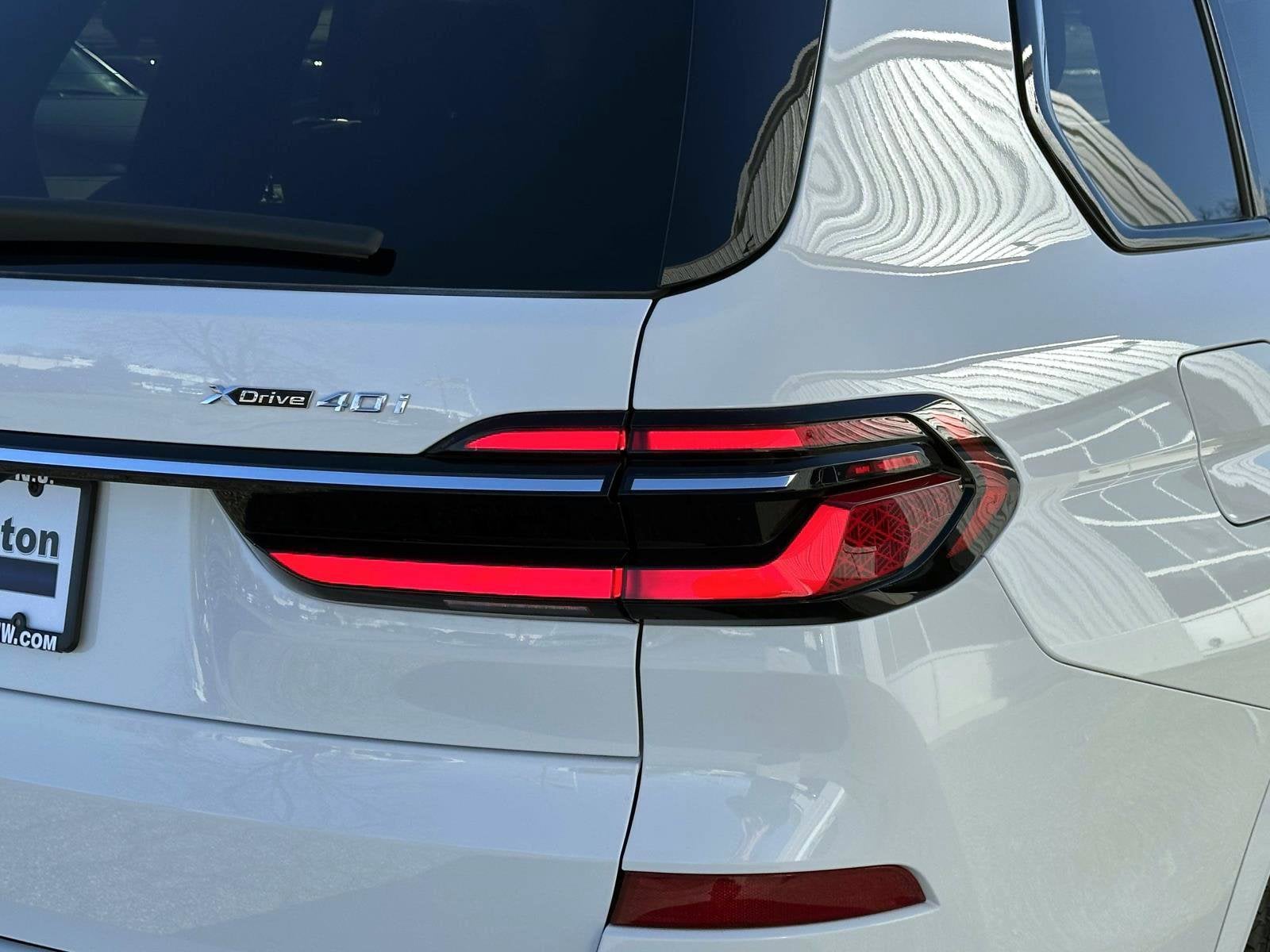 2025 BMW X7 xDrive40i