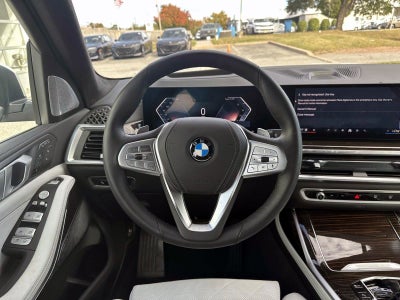 2025 BMW X7 xDrive40i