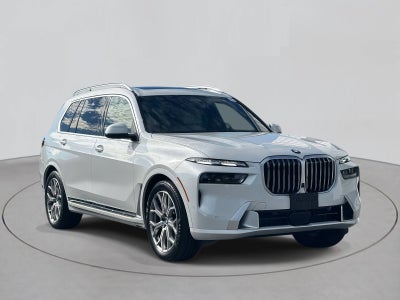 2025 BMW X7 xDrive40i