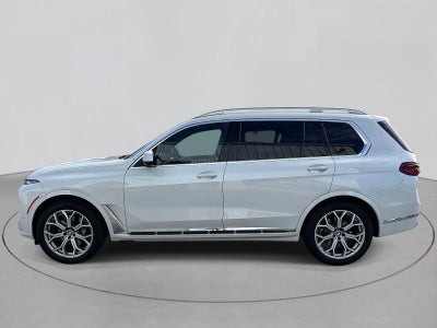 2025 BMW X7 xDrive40i