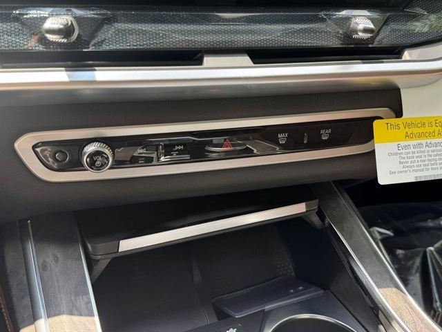 2027 BMW X7 xDrive40i