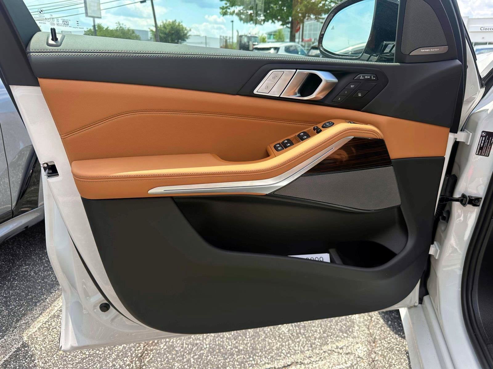 2027 BMW X7 xDrive40i