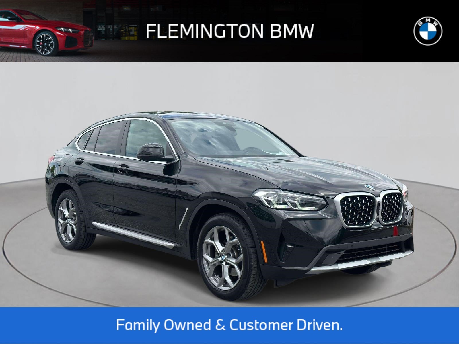 2025 BMW X4 xDrive30i