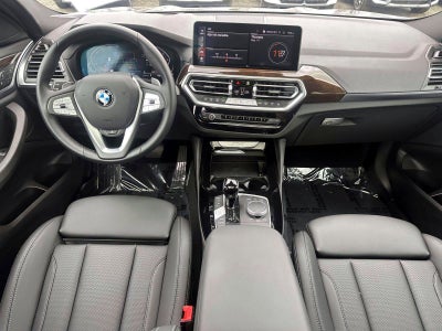 2025 BMW X4 xDrive30i