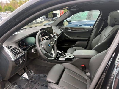 2025 BMW X4 xDrive30i