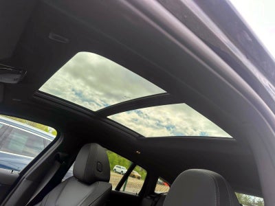 2025 BMW X4 xDrive30i