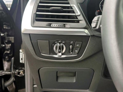 2025 BMW X4 xDrive30i