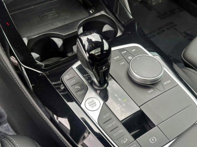 2025 BMW X4 xDrive30i