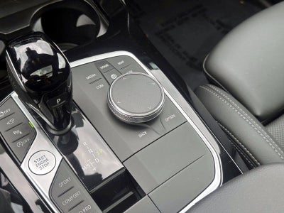 2025 BMW X4 xDrive30i