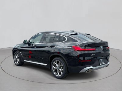 2025 BMW X4 xDrive30i