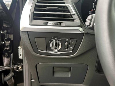 2025 BMW X4 xDrive30i