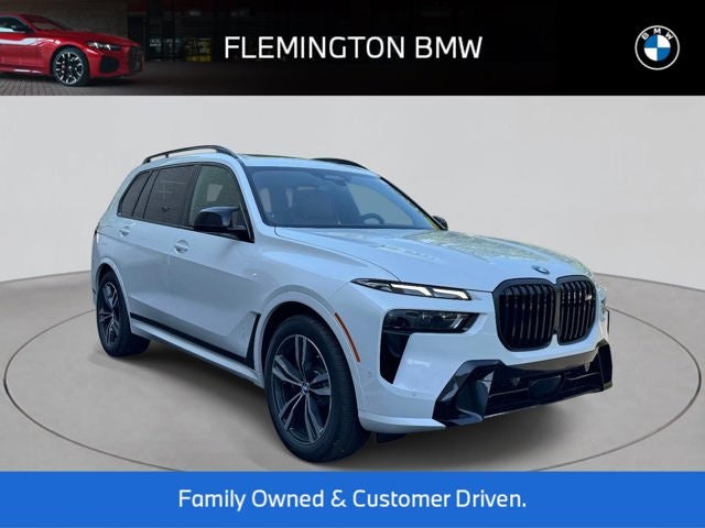 2027 BMW X7 M60i