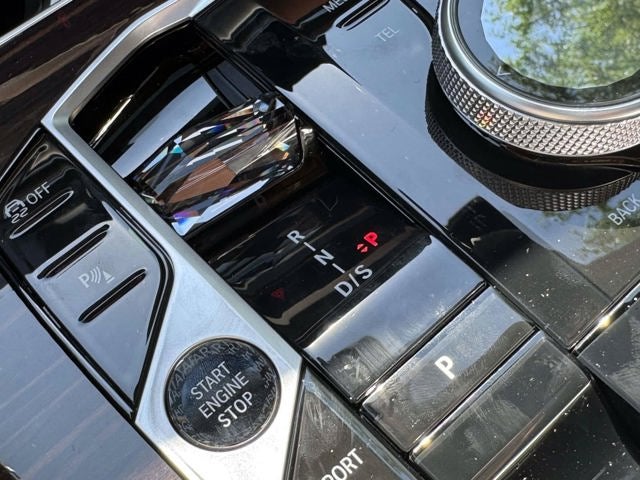 2027 BMW X7 M60i