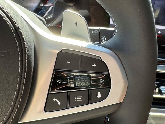 2027 BMW X7 M60i