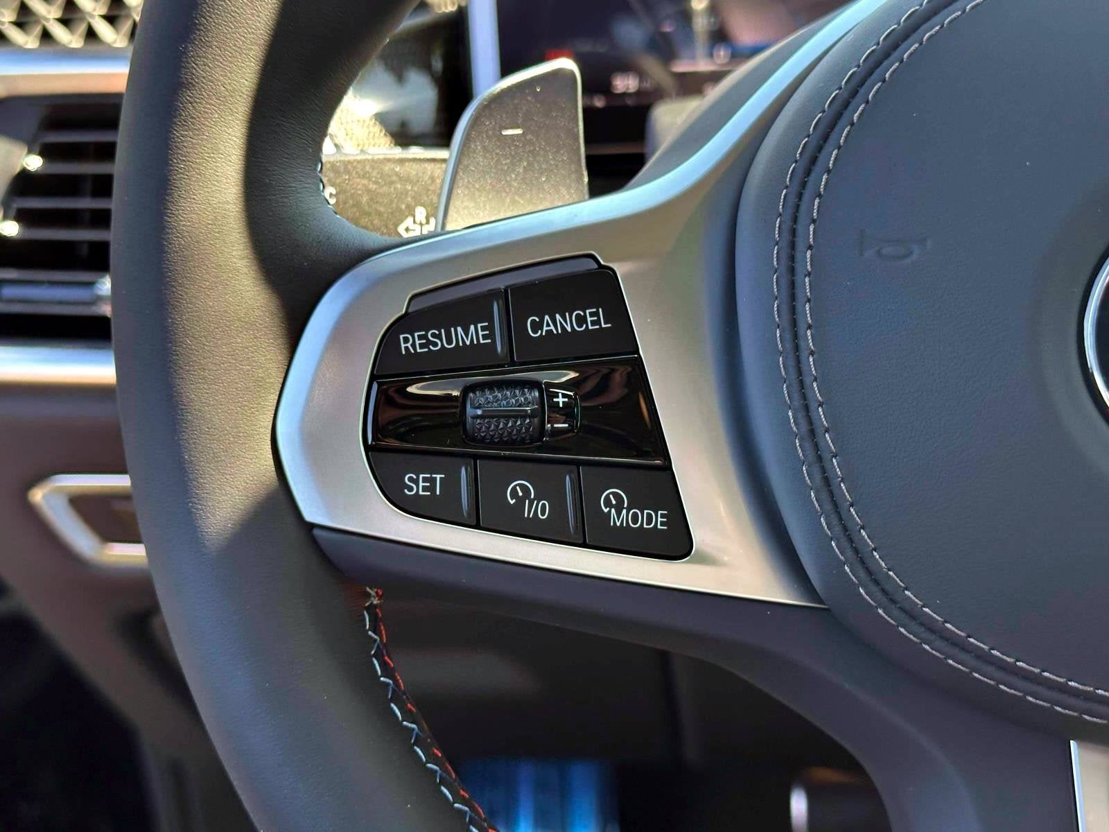 2027 BMW X7 M60i