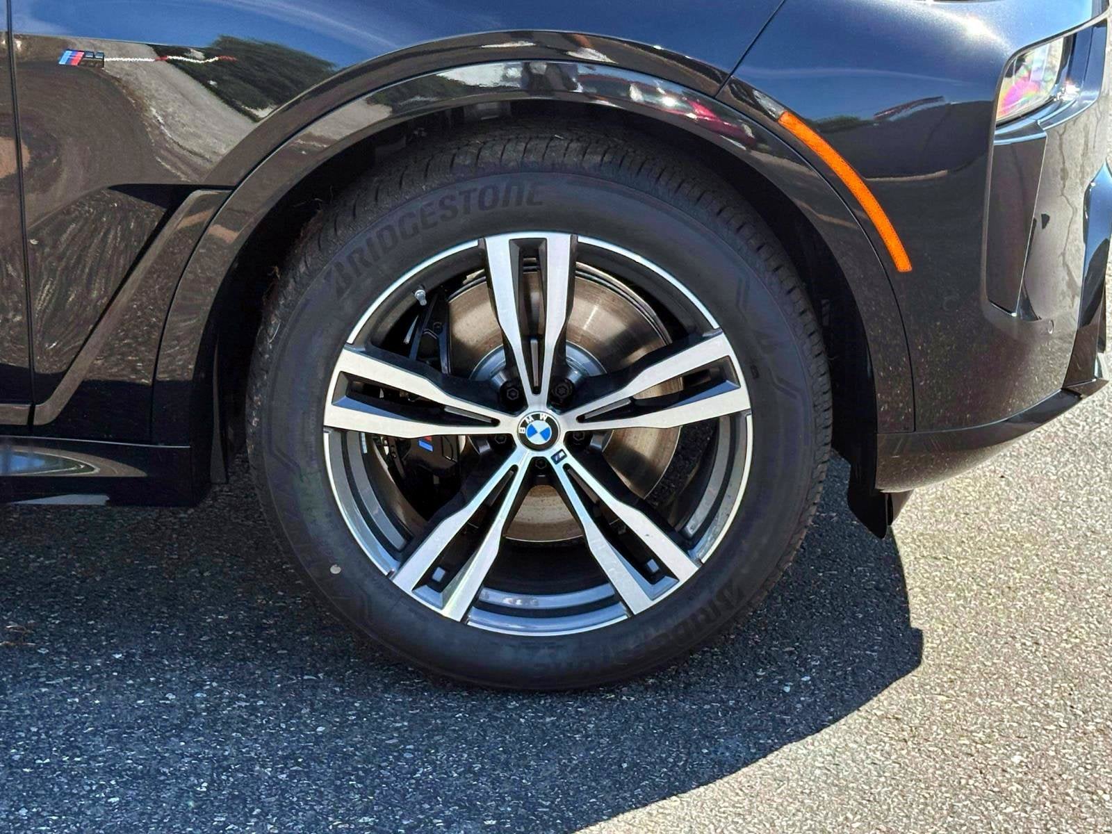 2027 BMW X7 M60i