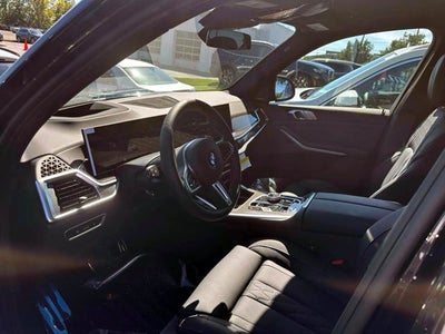 2027 BMW X7 M60i