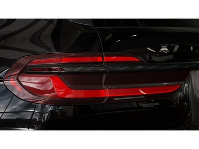 2027 BMW X7 M60i