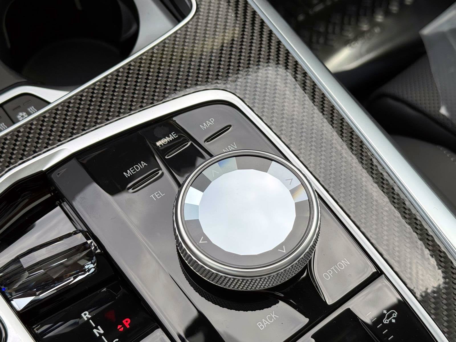 2027 BMW X7 M60i