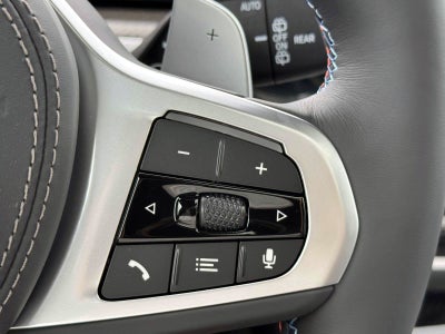 2027 BMW X7 M60i