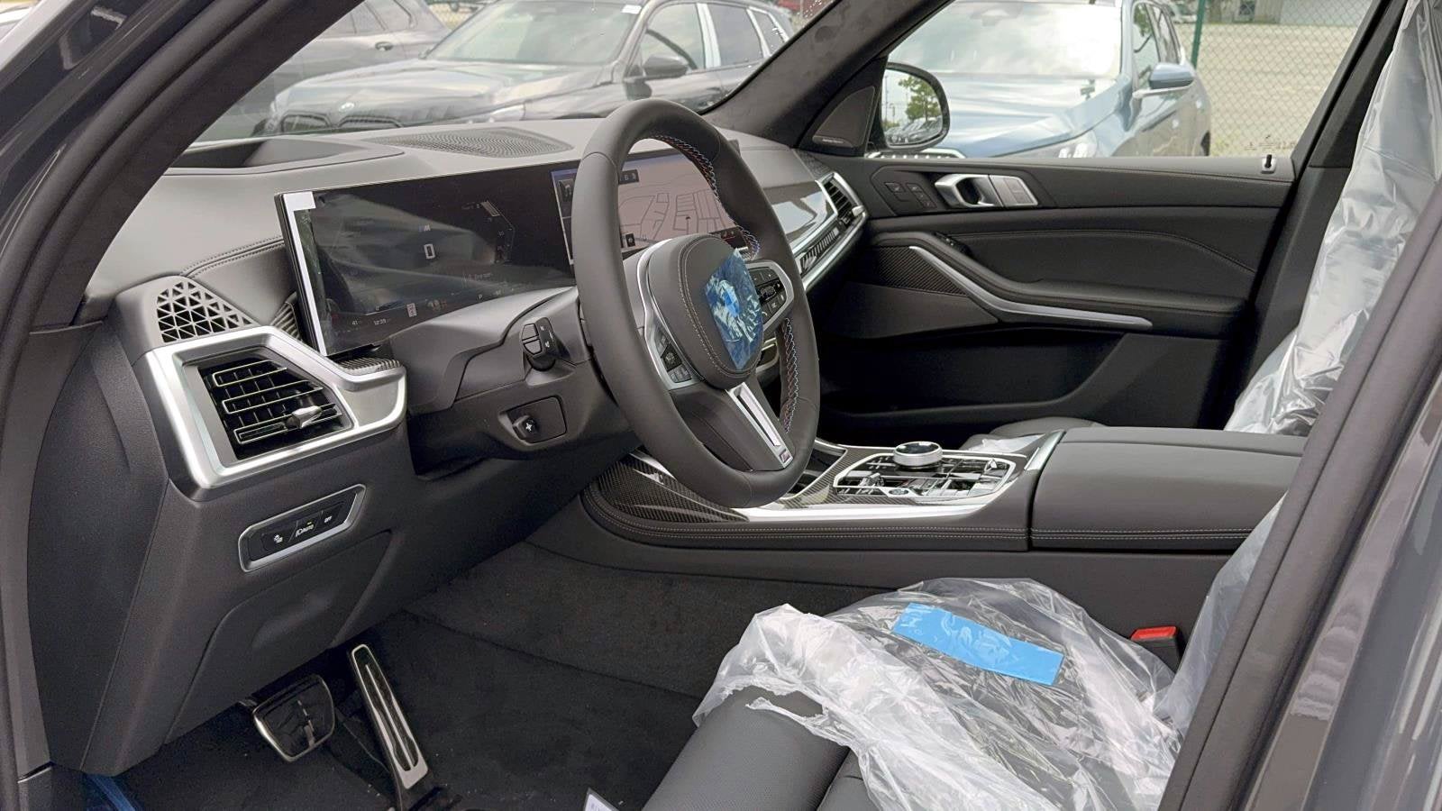 2027 BMW X7 M60i