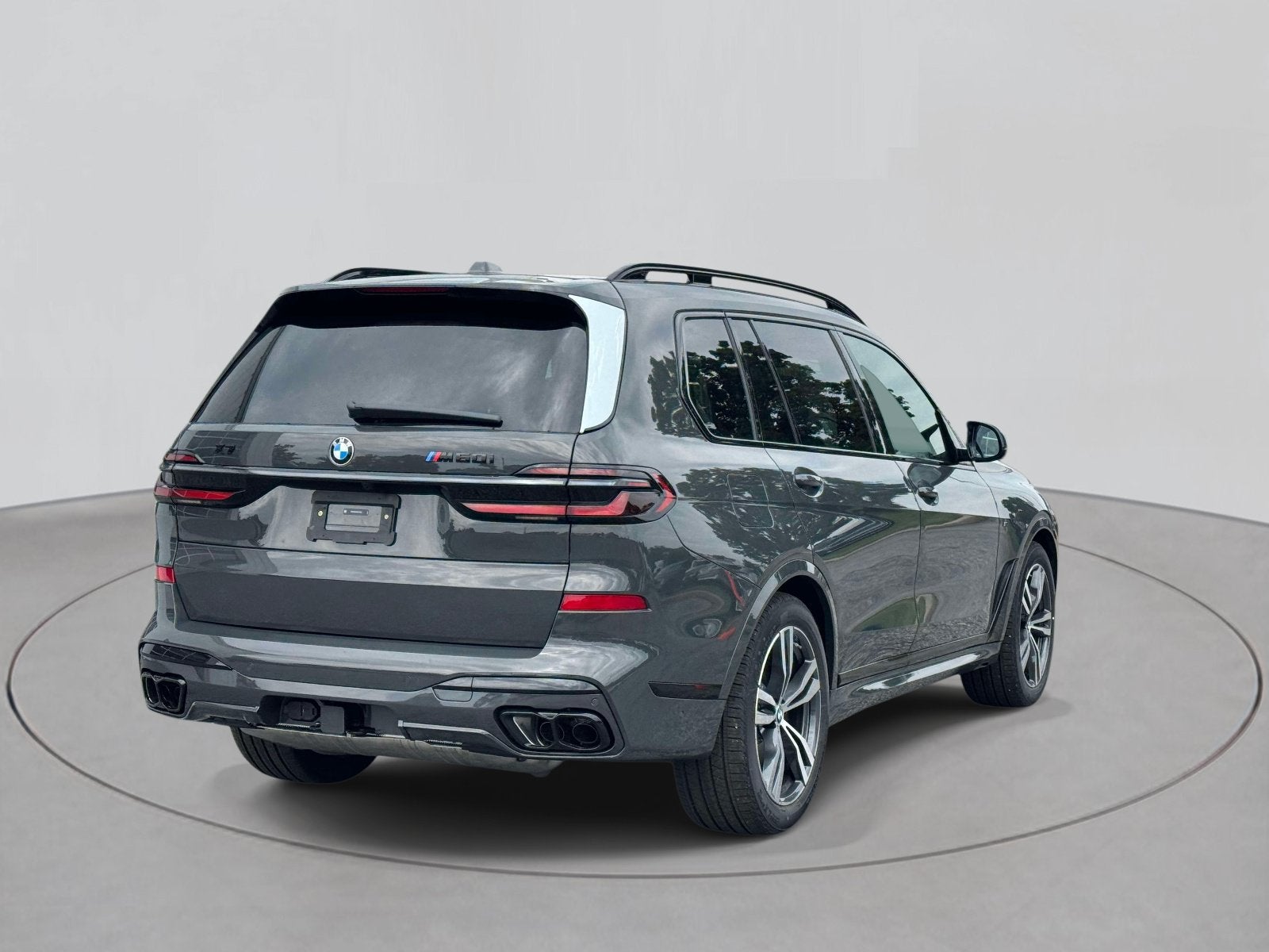 2027 BMW X7 M60i