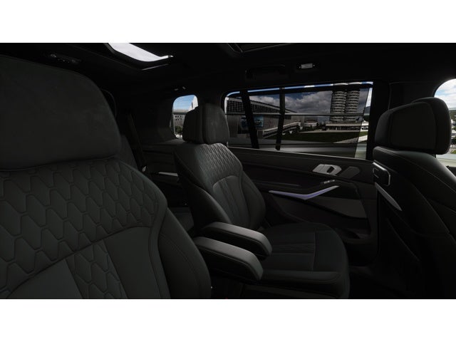 2027 BMW X7 M60i