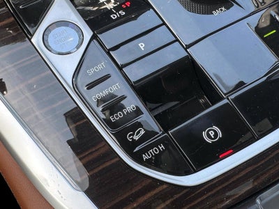 2026 BMW X7 M60i