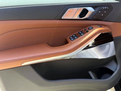 2026 BMW X7 M60i