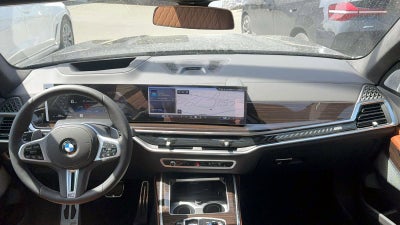 2026 BMW X7 M60i